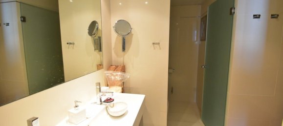 3 bedrooms Penthouse in Sant Marti, Spain No. 19243 7