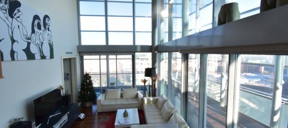 3 bedrooms Penthouse in Sant Marti, Spain No. 19243 10