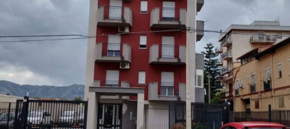 2 bedrooms Apartment in Palermo, Italy No. 359121 10