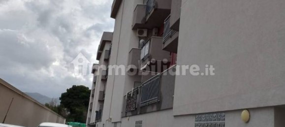 2 bedrooms Apartment in Palermo, Italy No. 359121 8