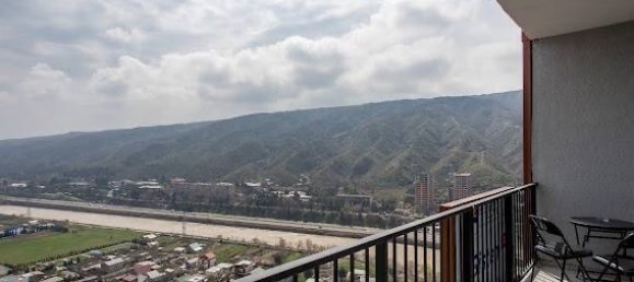 2-salle Appartement à Tbilisi, Georgia No. 12 8