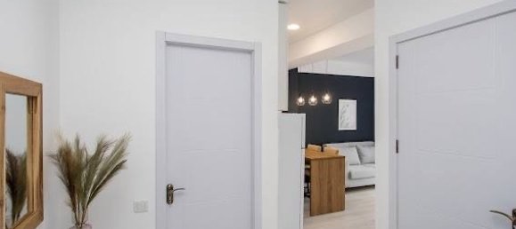 2-salle Appartement à Tbilisi, Georgia No. 12 5