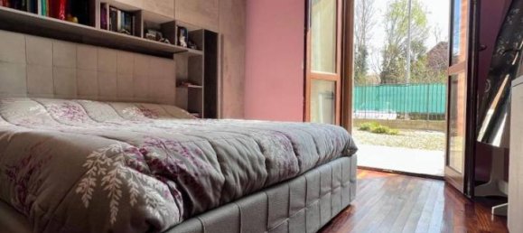 3غرفة شقة في Moncalieri, Italy رقم 35930 69