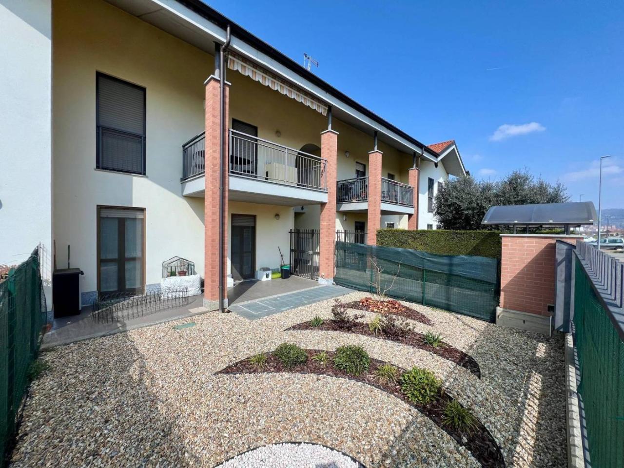 3غرفة شقة في Moncalieri, Italy رقم 35930