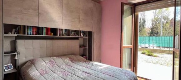 3غرفة شقة في Moncalieri, Italy رقم 35930 60