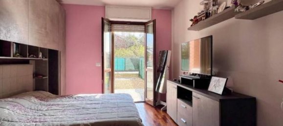 3غرفة شقة في Moncalieri, Italy رقم 35930 81