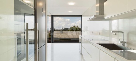 Casa de 3 dormitorios en Viana do Castelo, Portugal No. 121707 11