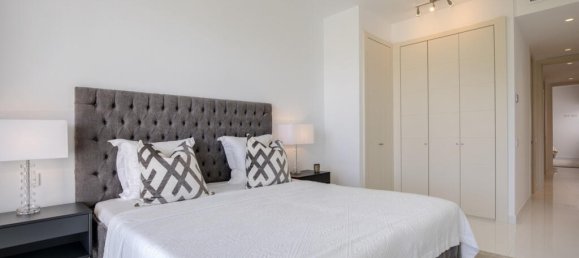 2 bedrooms Apartment in Benahavis, Spain No. 113784 11