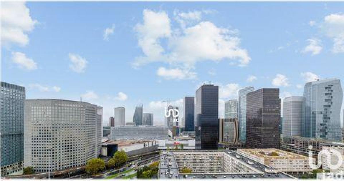 شقة 3 غرف نوم  في Puteaux, France رقم 35806