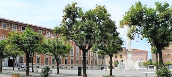 4 bedrooms Villa in Massa, Italy No. 45797 42