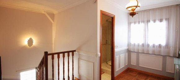 3 bedrooms House in Le Bourget, France No. 184921 14