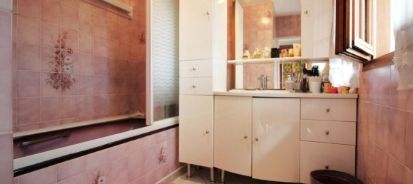 3 bedrooms House in Le Bourget, France No. 184921 11