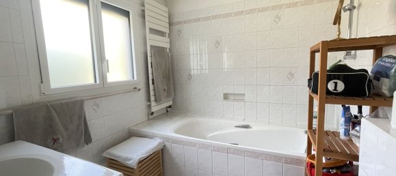 4 bedrooms House in Villennes-sur-Seine, France No. 182417 8