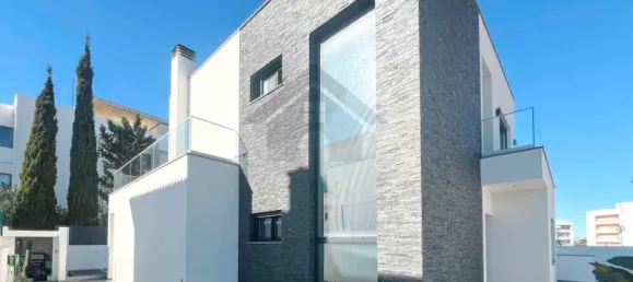 4 bedrooms House in Portimao, Portugal No. 116799 12