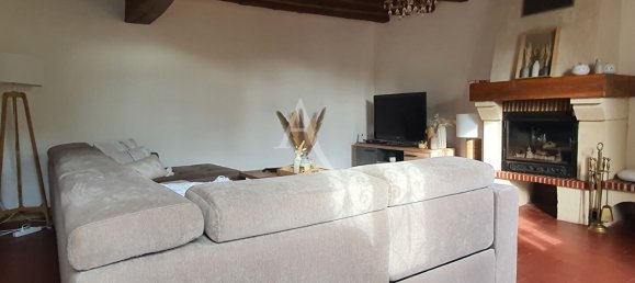 Casa de 3 dormitorios en Noyers-sur-Cher, France No. 83700 4