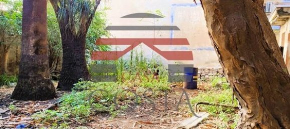 10 rooms Apartment in Palermo, Italy No. 129068 13