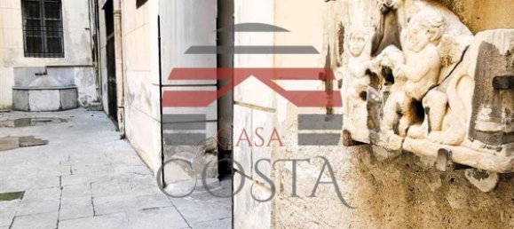 10 rooms Apartment in Palermo, Italy No. 129068 16