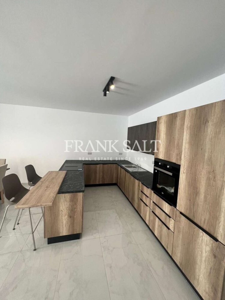 Apartamento de 3 dormitorios en Attard, Malta No. 4828