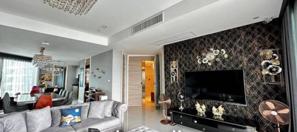 3 bedrooms Condo in Bang Lamung, Thailand No. 15022 2