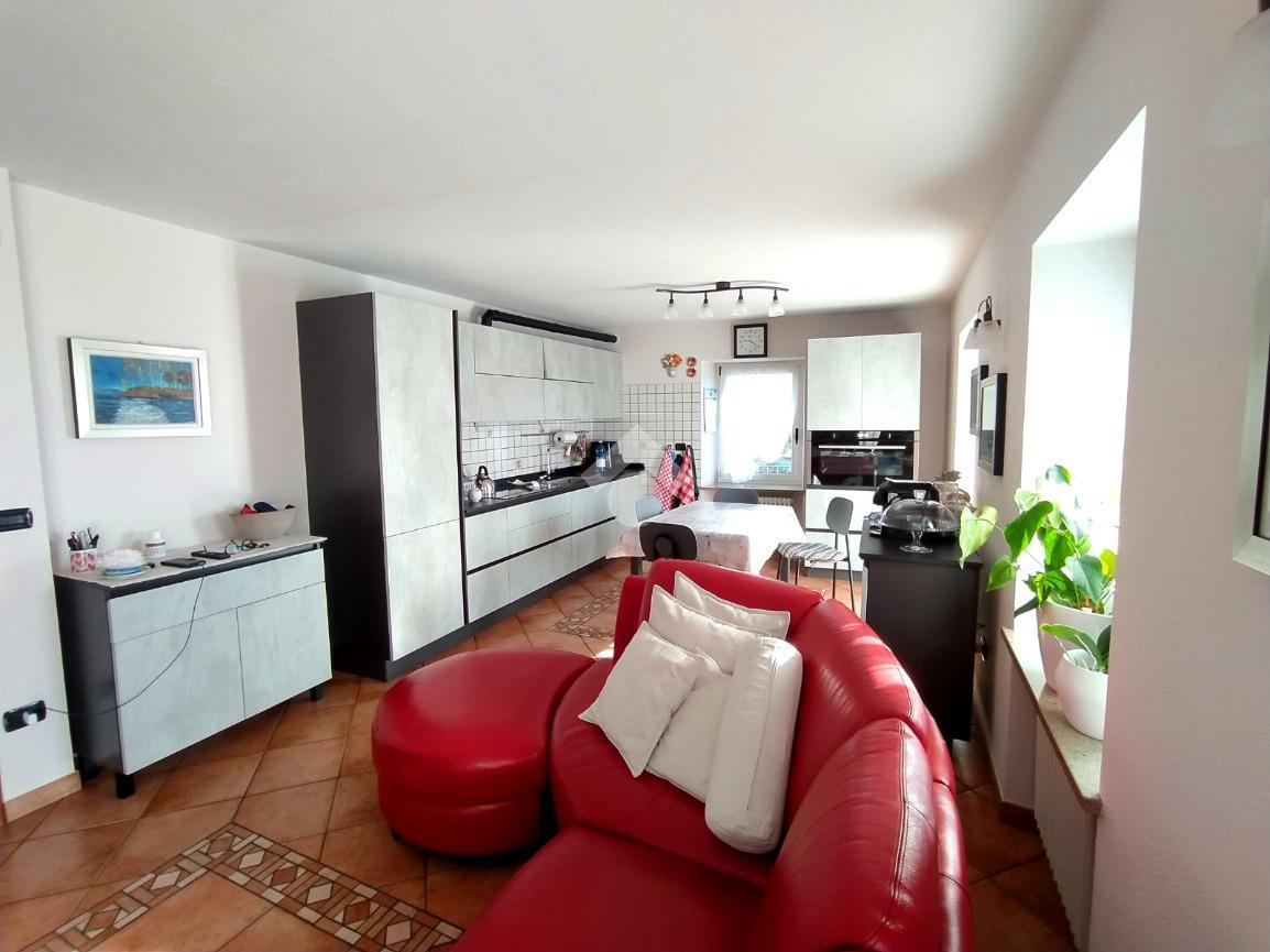 4 rooms Apartment in Sarre, Italy No. 38626