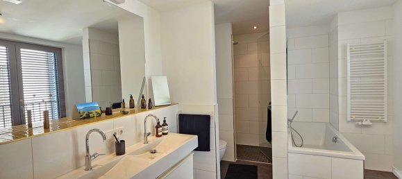 2-salle Appartement à Friedrichshain, Germany No. 284446 10