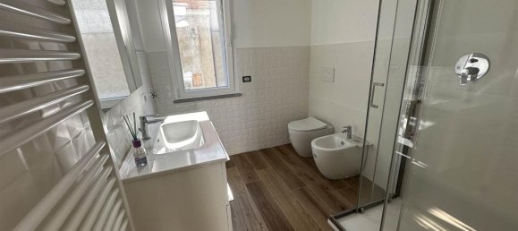 4غرفة منزل في Piacenza, Italy رقم 151981 16