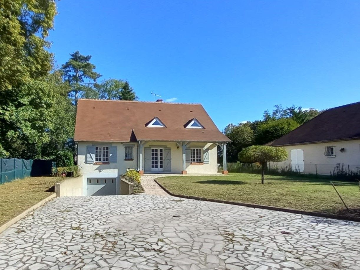 4 Schlafzimmer Haus in Chateauneuf-sur-Loire, France, Nr. 219512