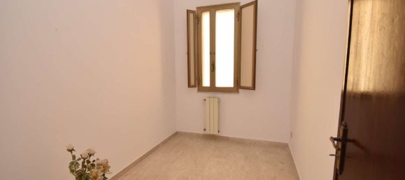 25 rooms House in Augusta, Italy No. 130669 28