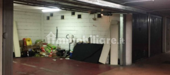 Garaje de 2 habitaciónes en Brescia, Italy No. 6988 8