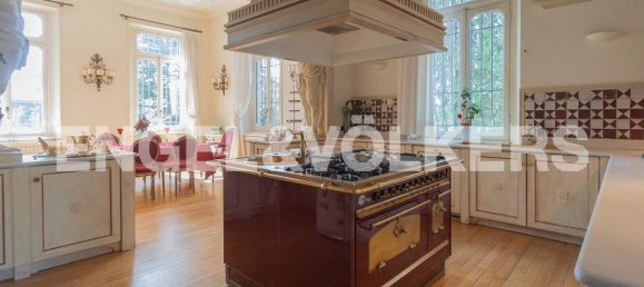 7 bedrooms Villa in Varese, Italy No. 188328 7