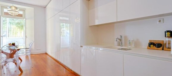 2 bedrooms Apartment in Lisbon, Portugal No. 137311 12