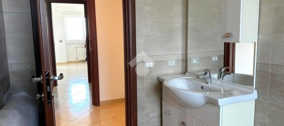 2 bedrooms Apartment in Rome, Italy No. 263315 17