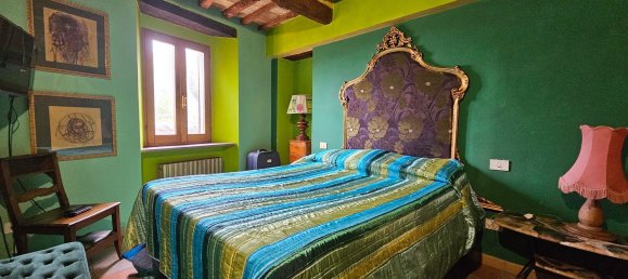 Квартира с 2 комнатами в Сан Джиминьяно, Италия № 127771 21