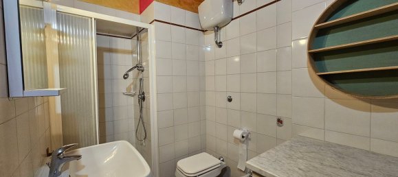 Квартира с 2 комнатами в Сан Джиминьяно, Италия № 127771 23