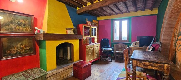 Квартира с 2 комнатами в Сан Джиминьяно, Италия № 127771 10