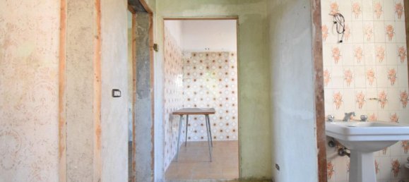 1 Schlafzimmer Villa in Monza, Italy, Nr. 54847 8