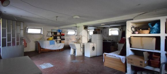 1 Schlafzimmer Villa in Monza, Italy, Nr. 54847 55