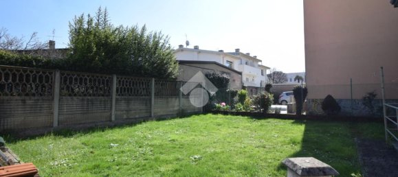 1 Schlafzimmer Villa in Monza, Italy, Nr. 54847 47