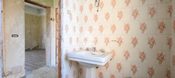 1 Schlafzimmer Villa in Monza, Italy, Nr. 54847 33