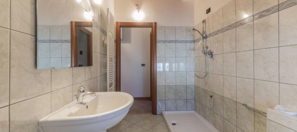 6 rooms Apartment in San Pietro in Casale, Italy No. 35337 23