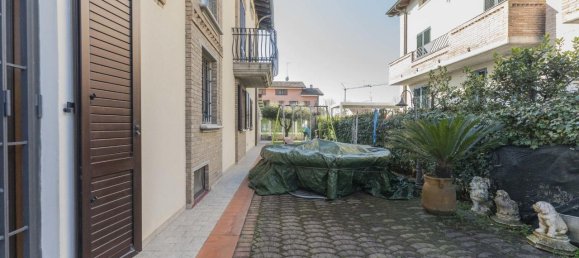 6 rooms Apartment in San Pietro in Casale, Italy No. 35337 33