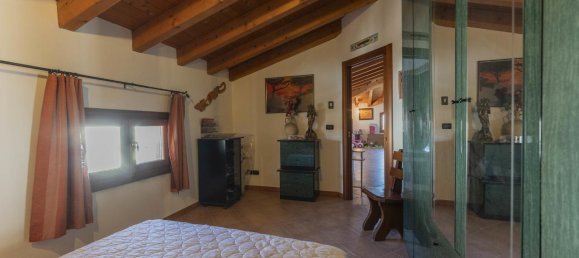 6 rooms Apartment in San Pietro in Casale, Italy No. 35337 18