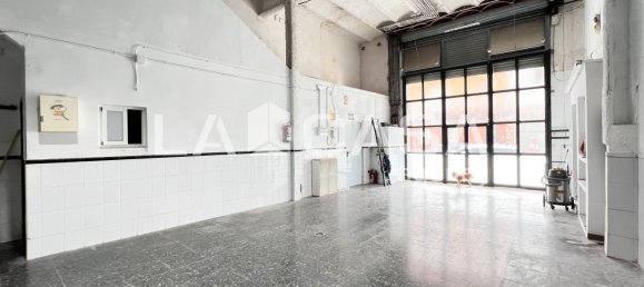 184m² Commercial property in Badalona, Spain No. 158542 13