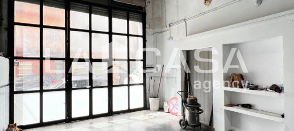 184m² Commercial property in Badalona, Spain No. 158542 24