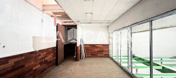 184m² Commercial property in Badalona, Spain No. 158542 18