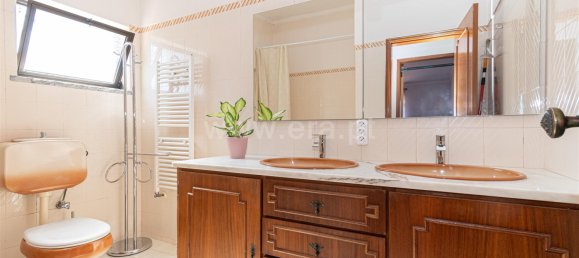 5 bedrooms House in Montenegro, Portugal No. 128676 9