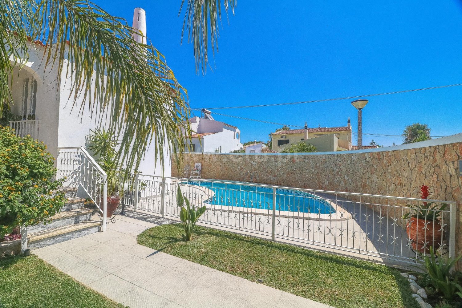 5 bedrooms House in Montenegro, Portugal No. 128676