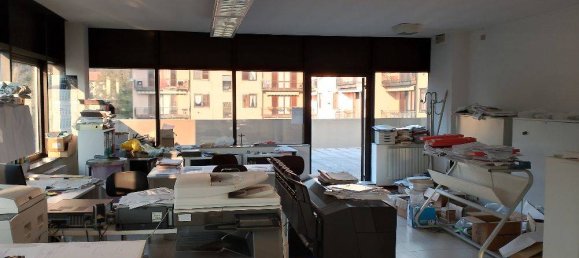 Escritório de 2 divisões em Besozzo, Italy N.º 63689 3