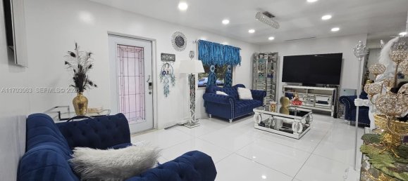 3 Schlafzimmer Villa in Miami, USA, Nr. 615395 20