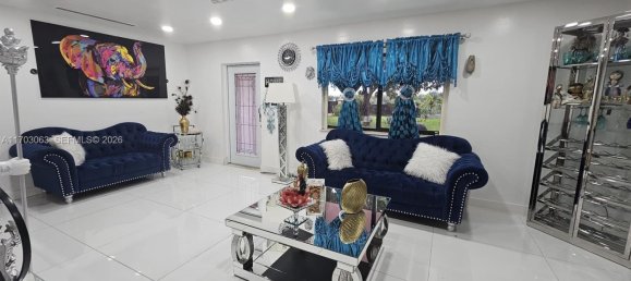 3 Schlafzimmer Villa in Miami, USA, Nr. 615395 19